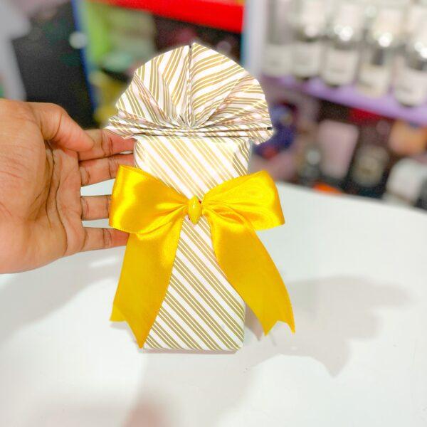 Simple Gift Wrapping